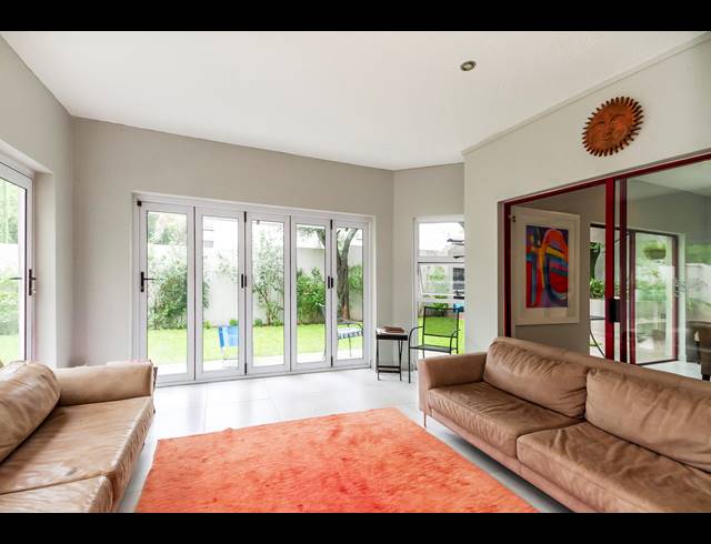 3 BEDROOM TOWNHOUSE RENTED IN WOODMEAD